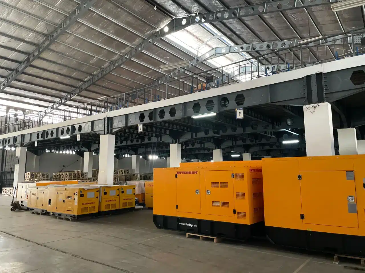 gudang intergen genset